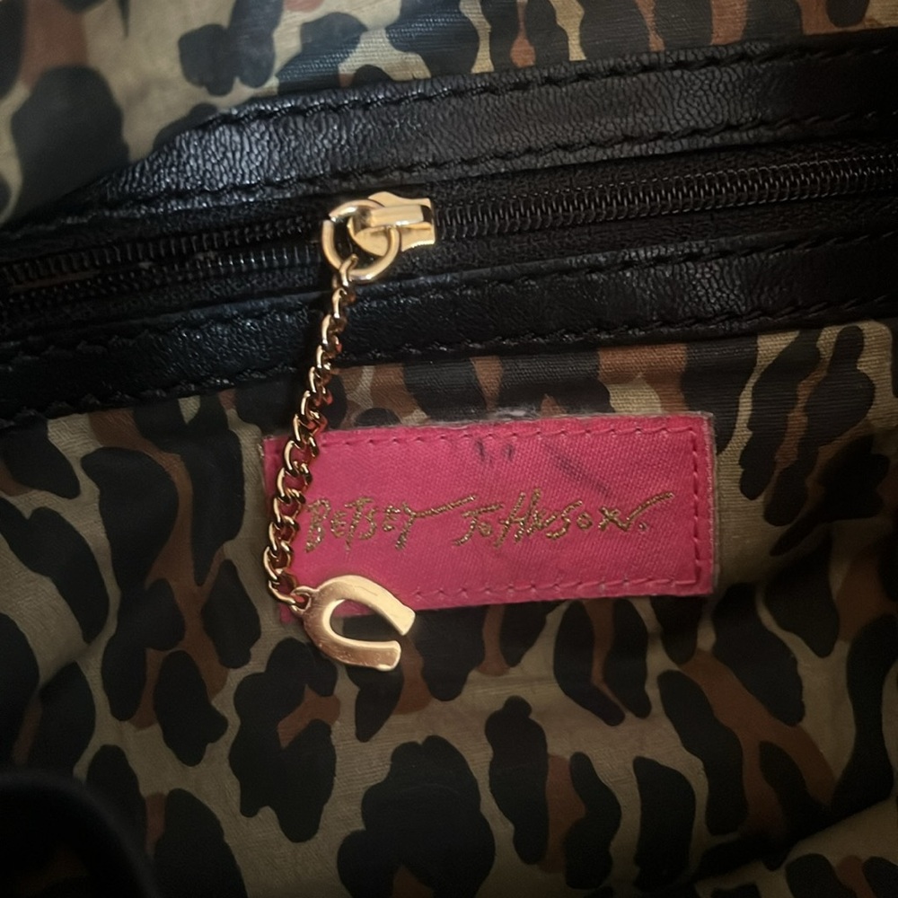 Betsey Johnson Vintage Black Lambskin Studded Shoulderbag Limited Edition - Picture 13 of 14